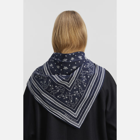 Classic Scarf 90x90 Dark Navy/Light Cream