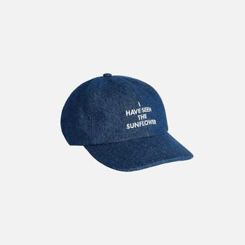 Caps