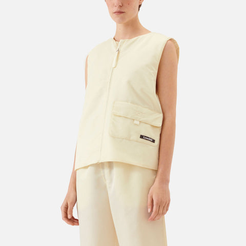 Halle Tech Nylon Vest Creme