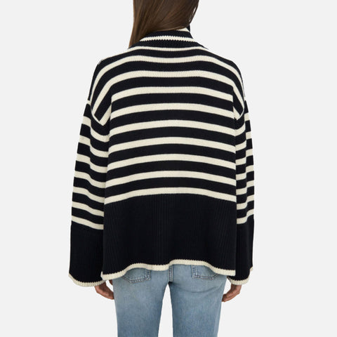 Signature Stripe Turtleneck Black Stripe