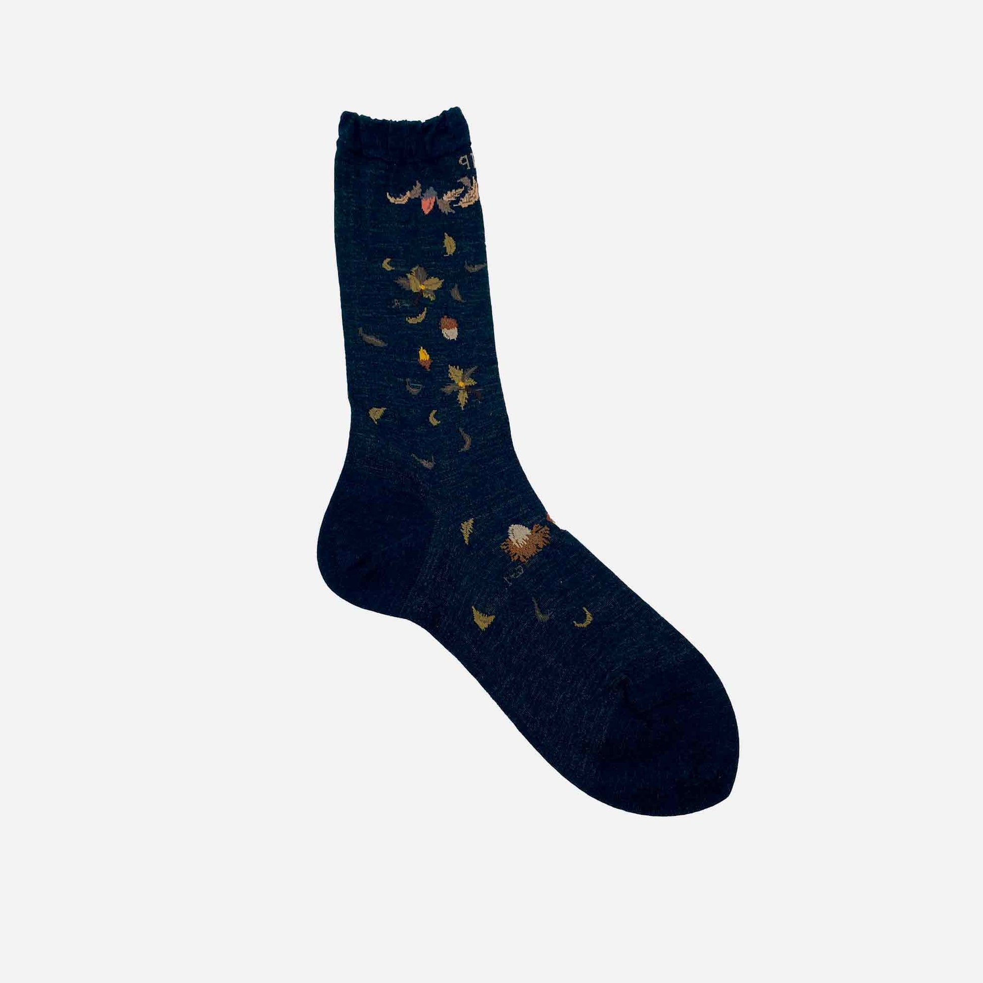 Wind & The Acorn Tree Socks Dark Green