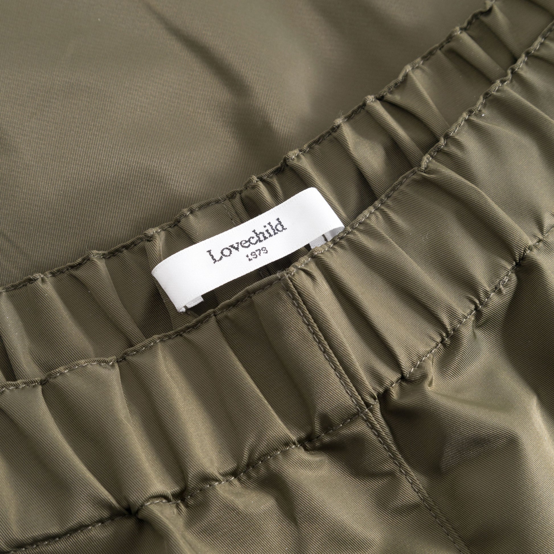 Alessio Shorts Army