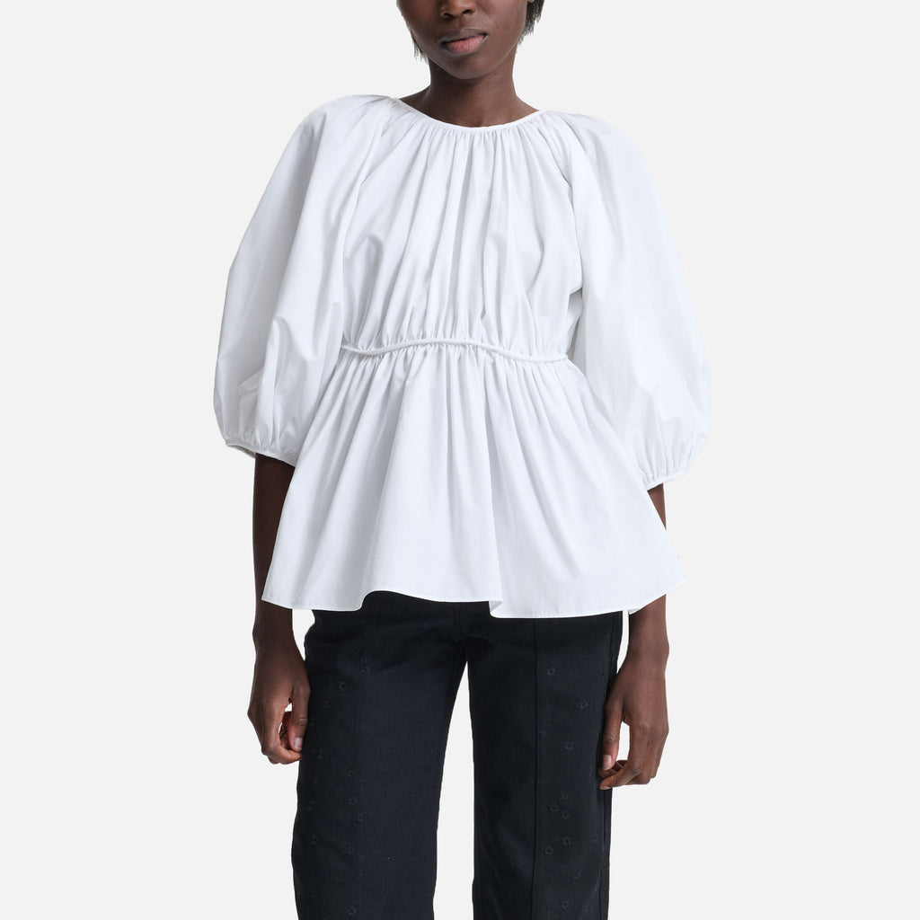 Amo Top White