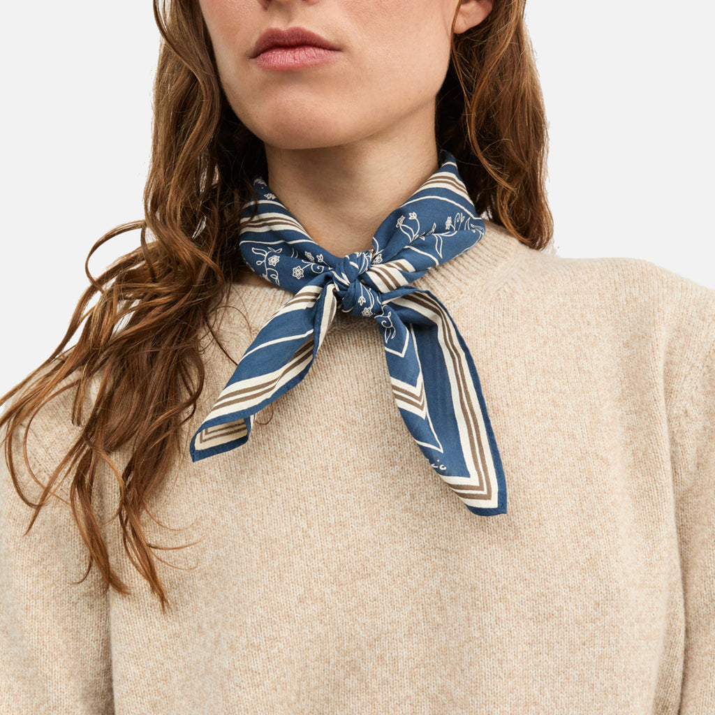 Classic Scarf 55x55 Dark Navy
