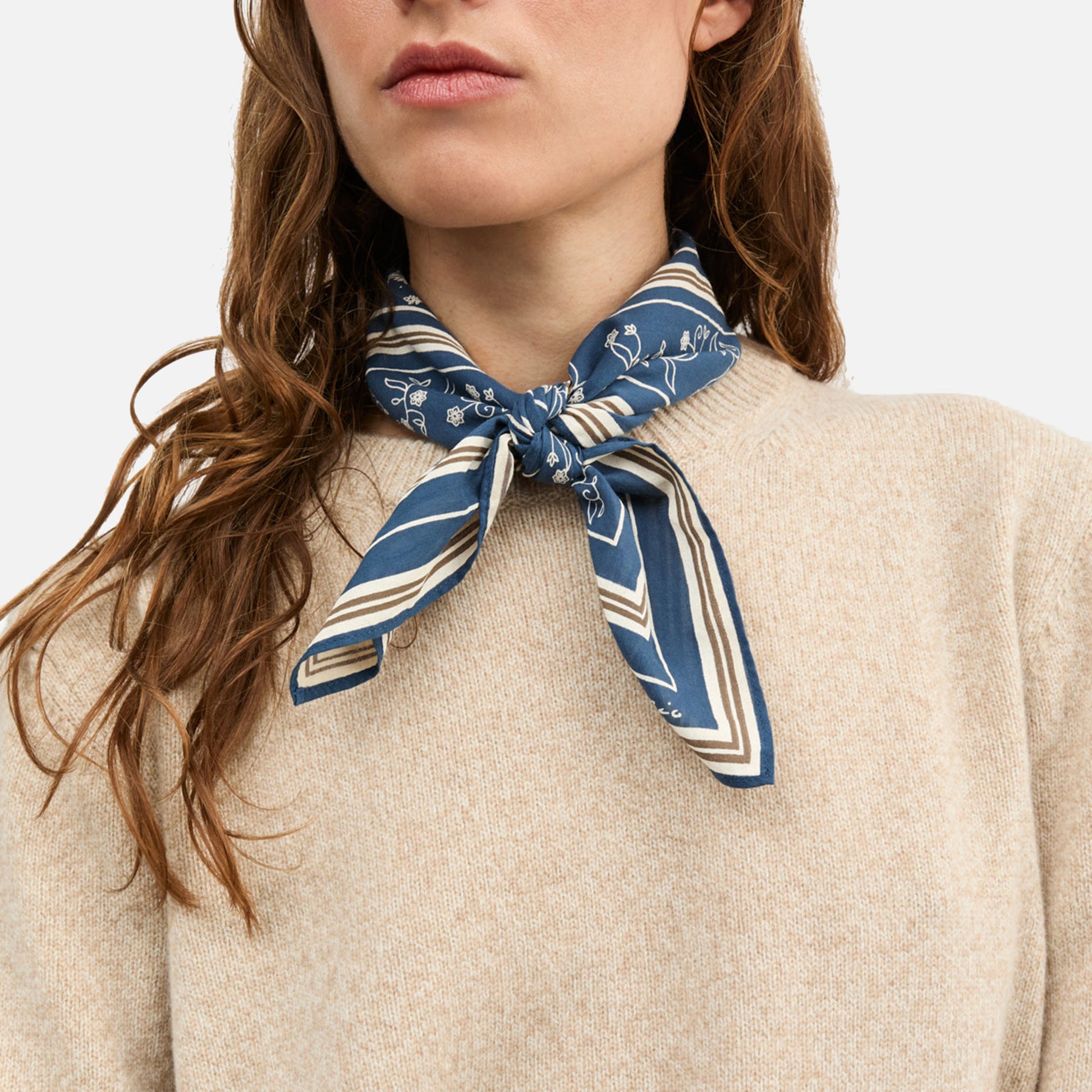 Classic Scarf 55x55 Dark Navy