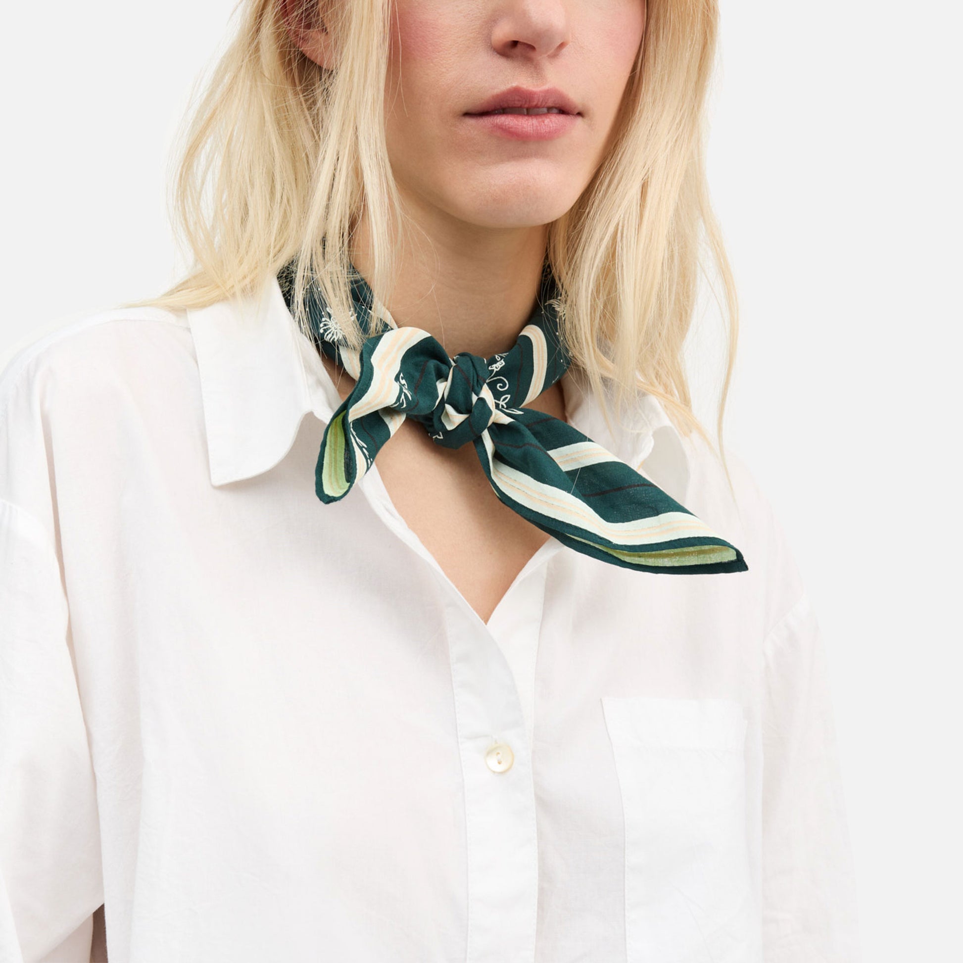 Classic Scarf 55x55 Pine Green
