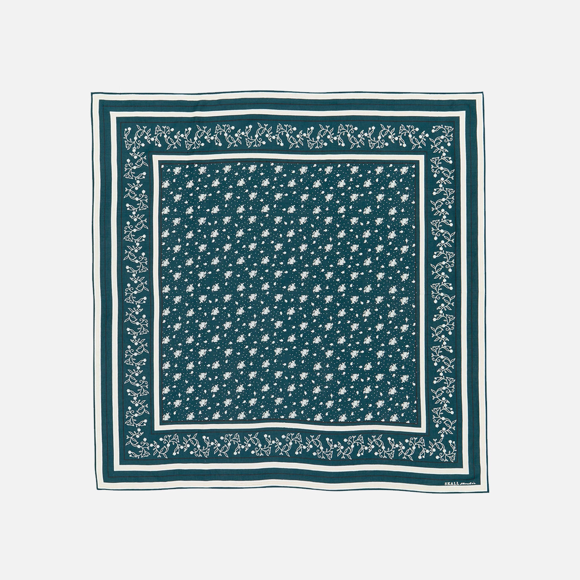 Classic Scarf 90x90 Pine Green