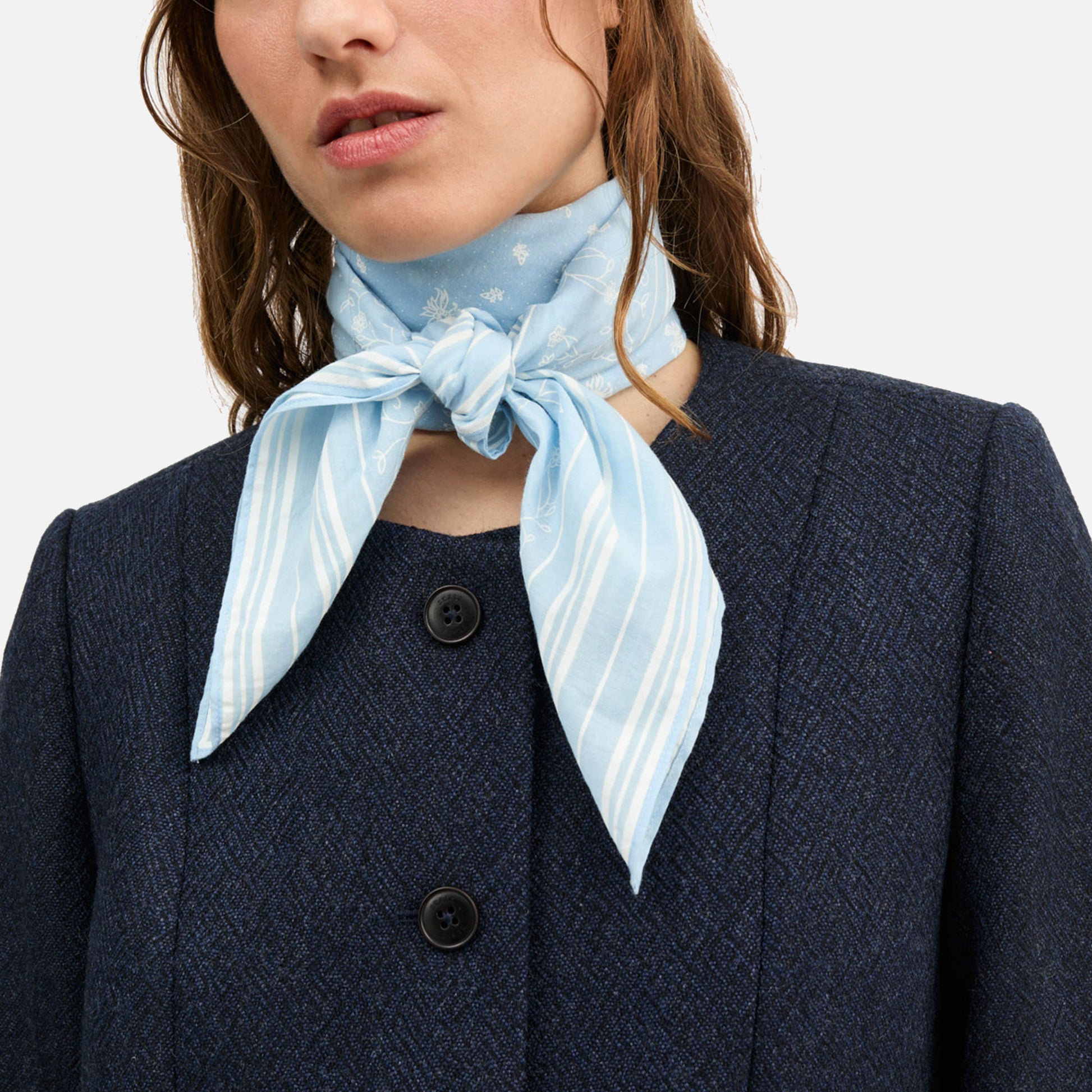 Classic Scarf 90x90 Sky Blue