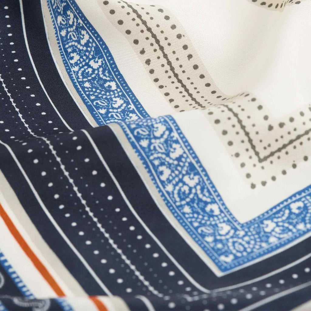 Collector Scarf Ecru/Navy