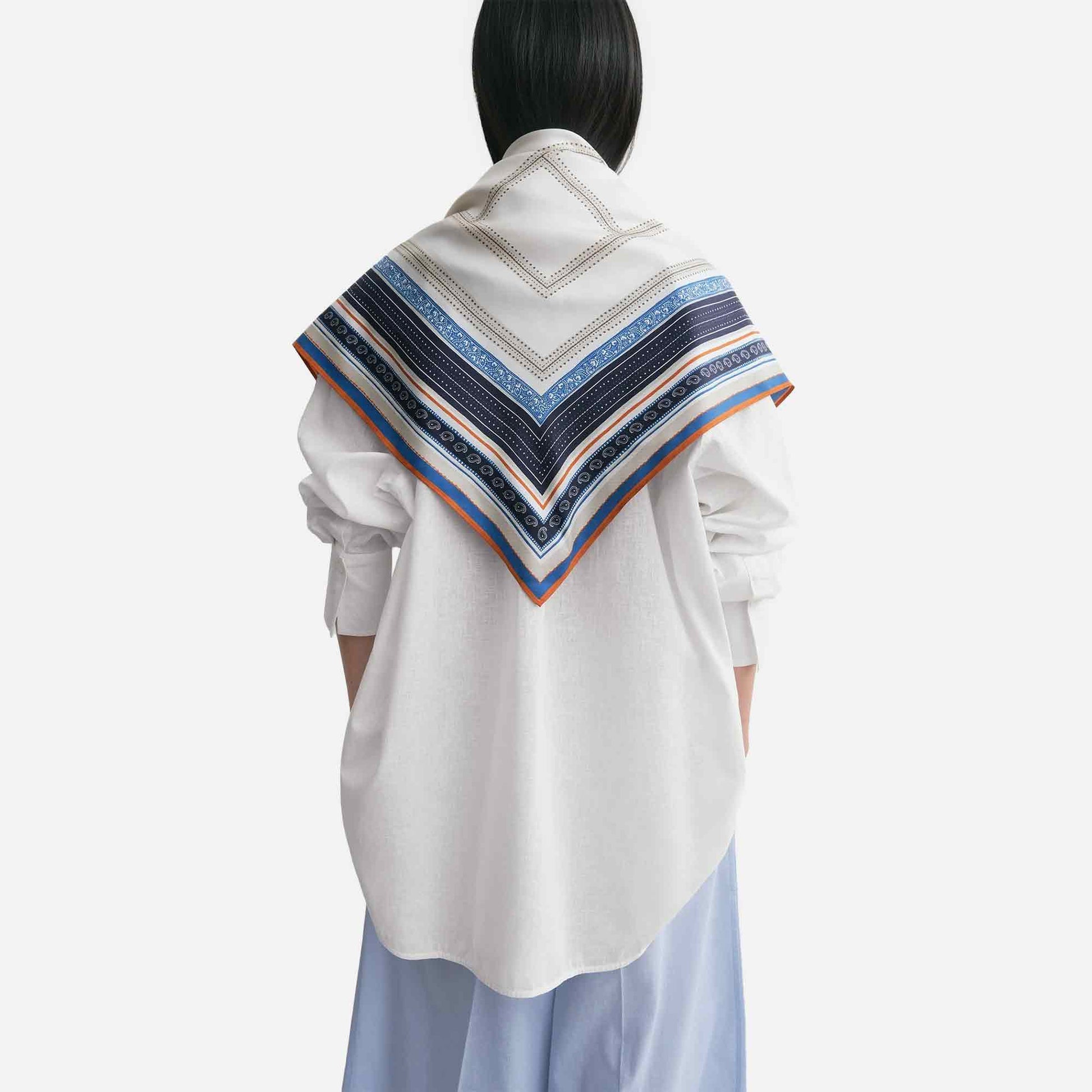 Collector Scarf Ecru/Navy