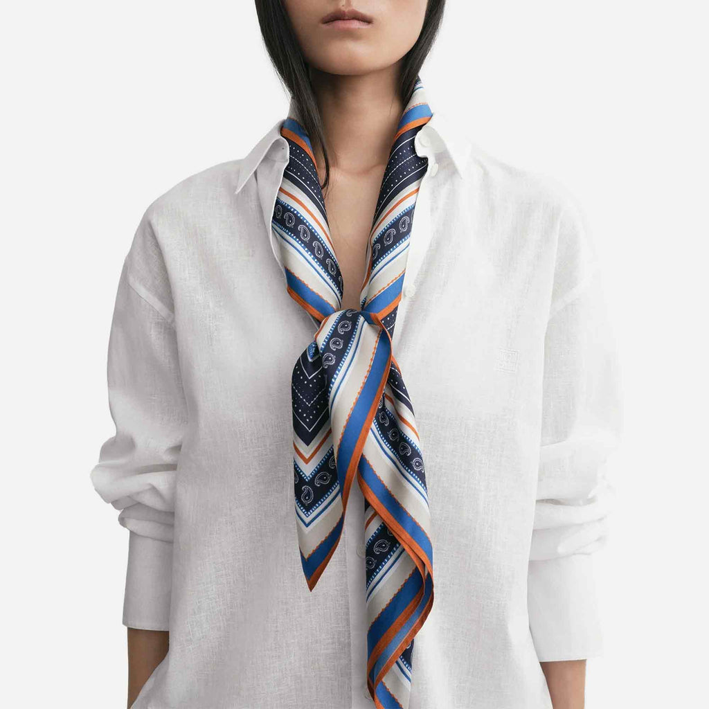 Collector Scarf Ecru/Navy