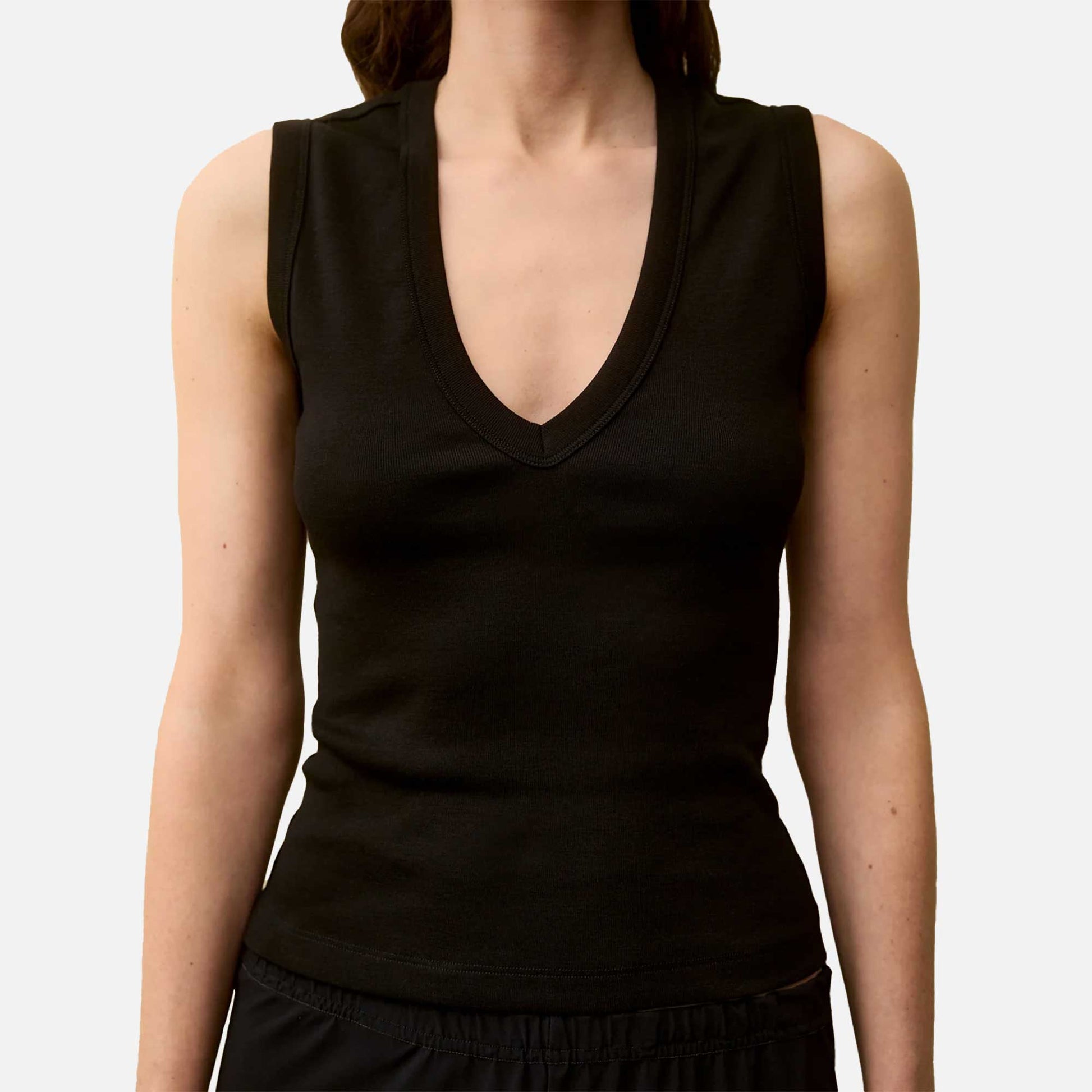 Dewi Tank Black