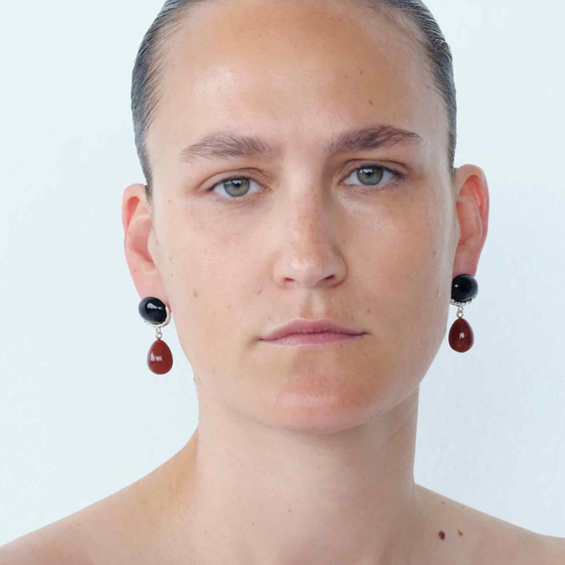 Embleme Black Cherry Earrings