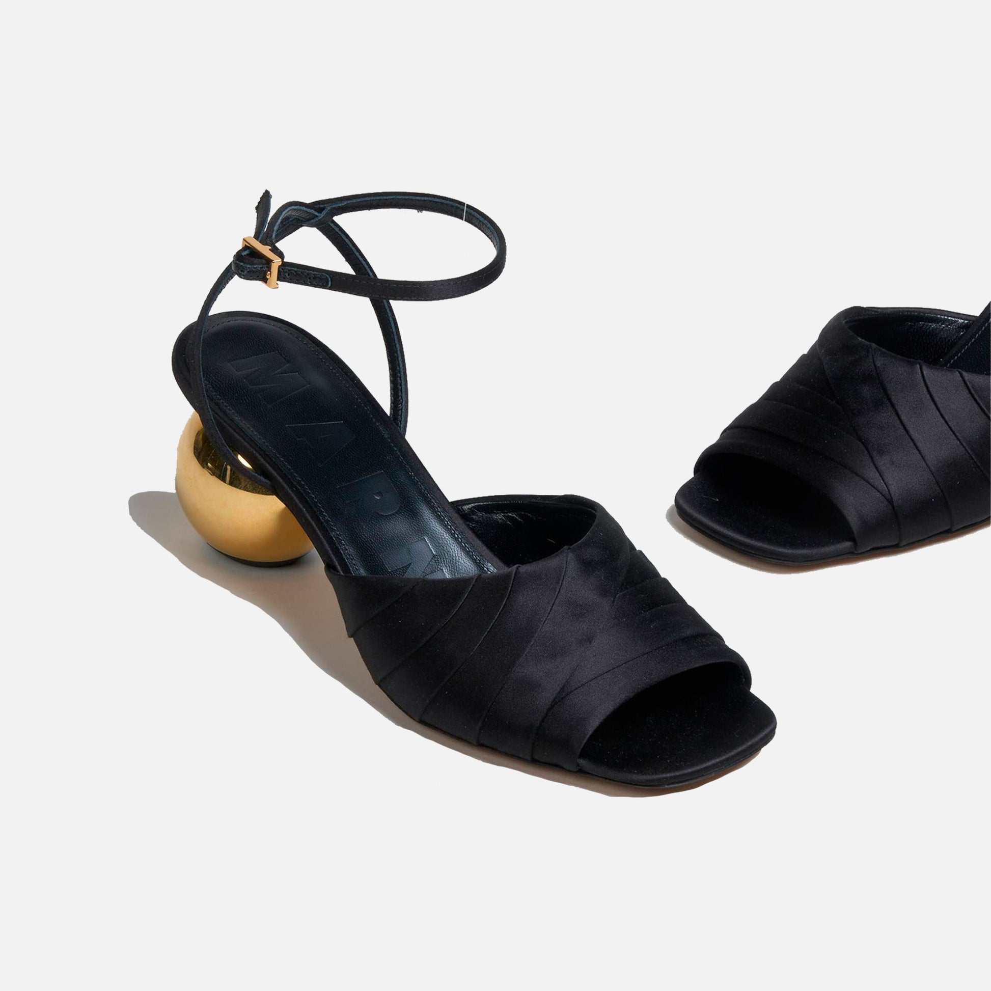 Heeled Sandal Folded Satin Black