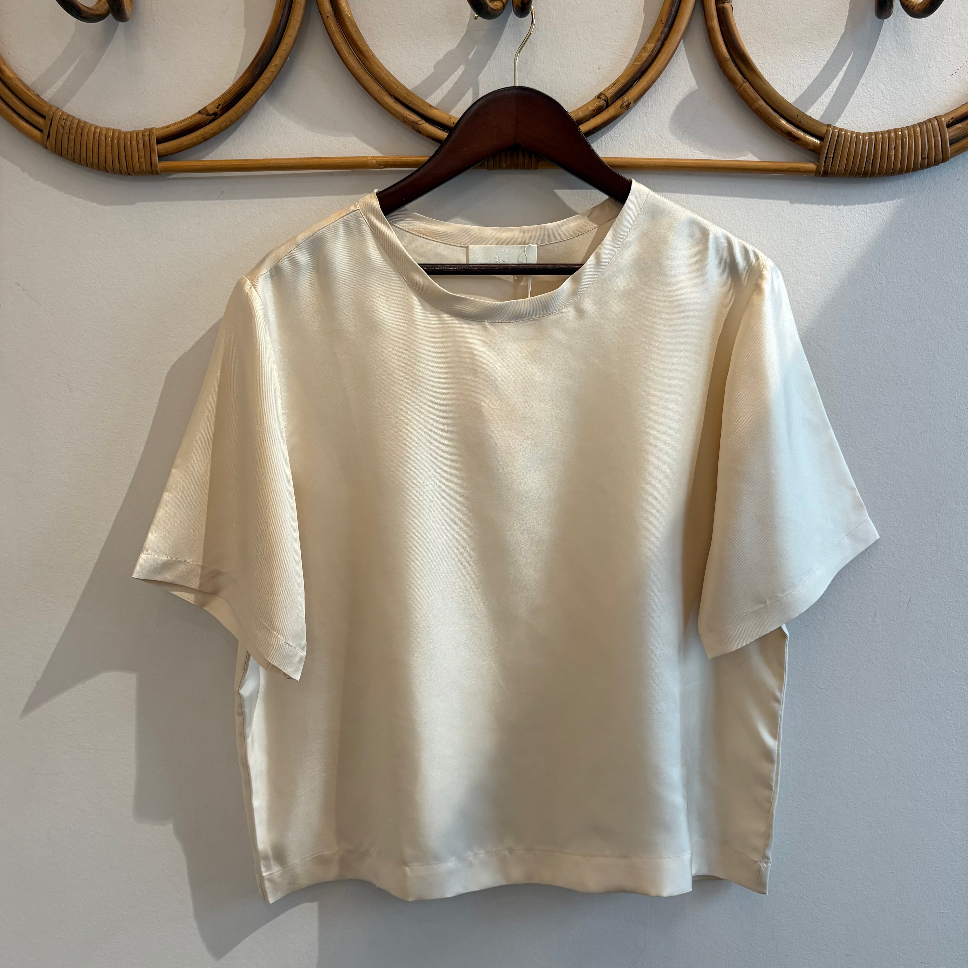 Alberta Silk Tee Tabioca