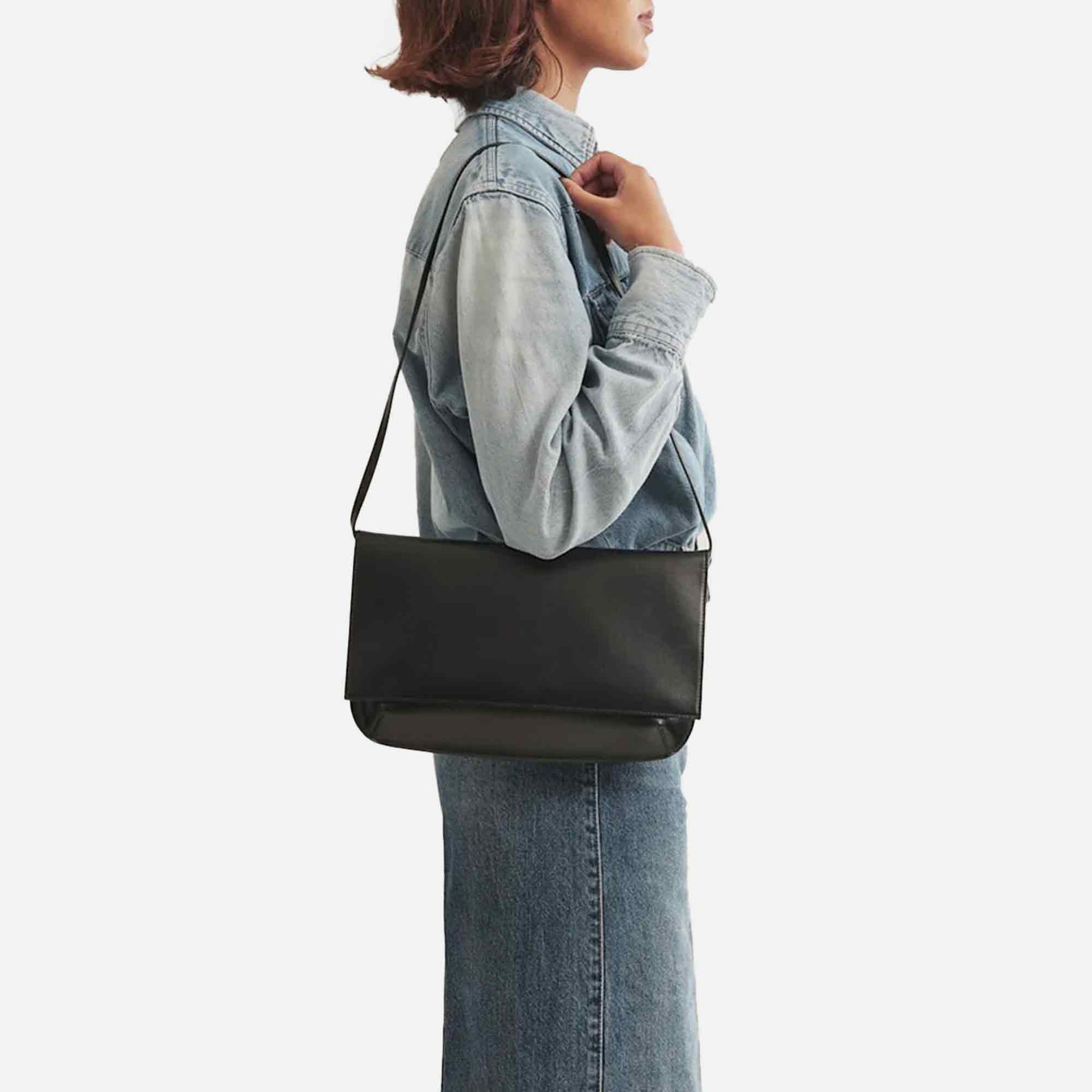 Joele Bag Black