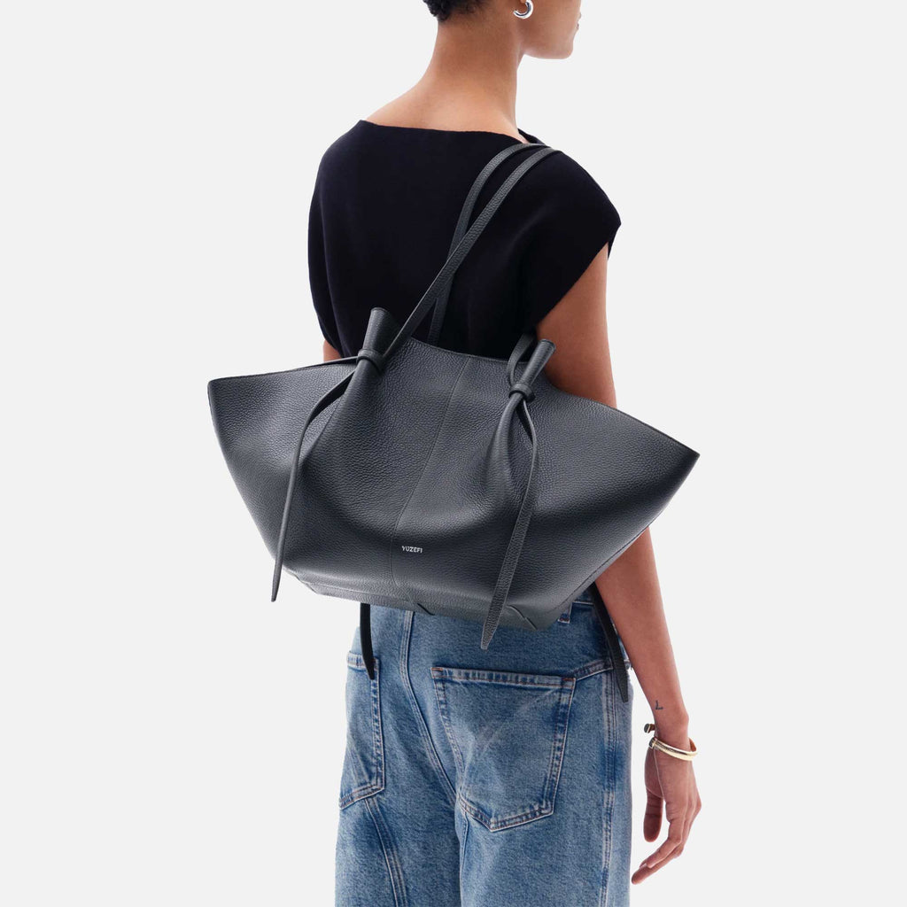 Large Mochi Tote Bag Grained Leather Black
