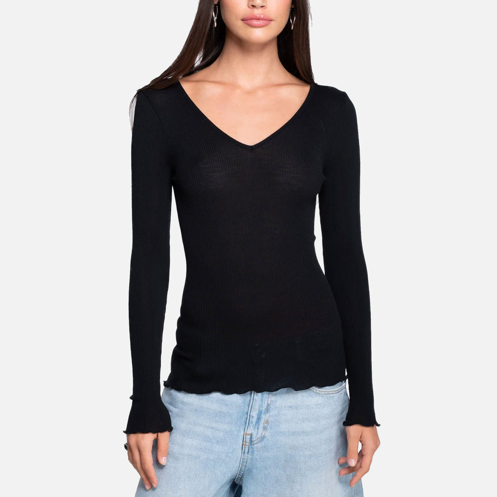 Long Sleeve V-Neck Shirt Black
