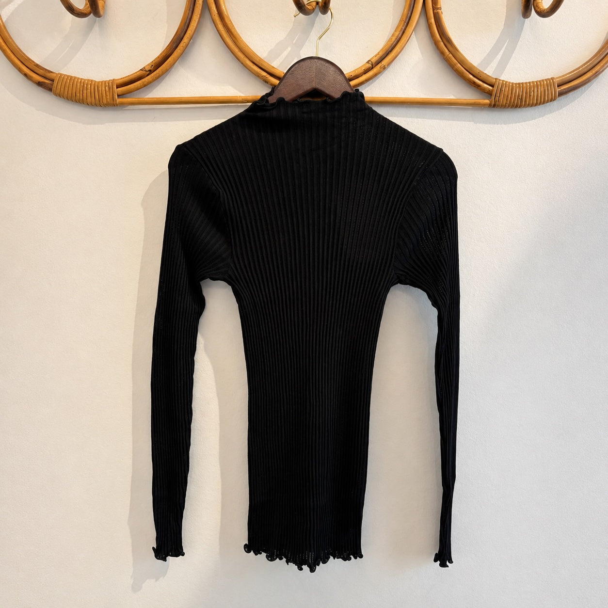 Long Sleeve Mock Neck Shirt Operatino Black