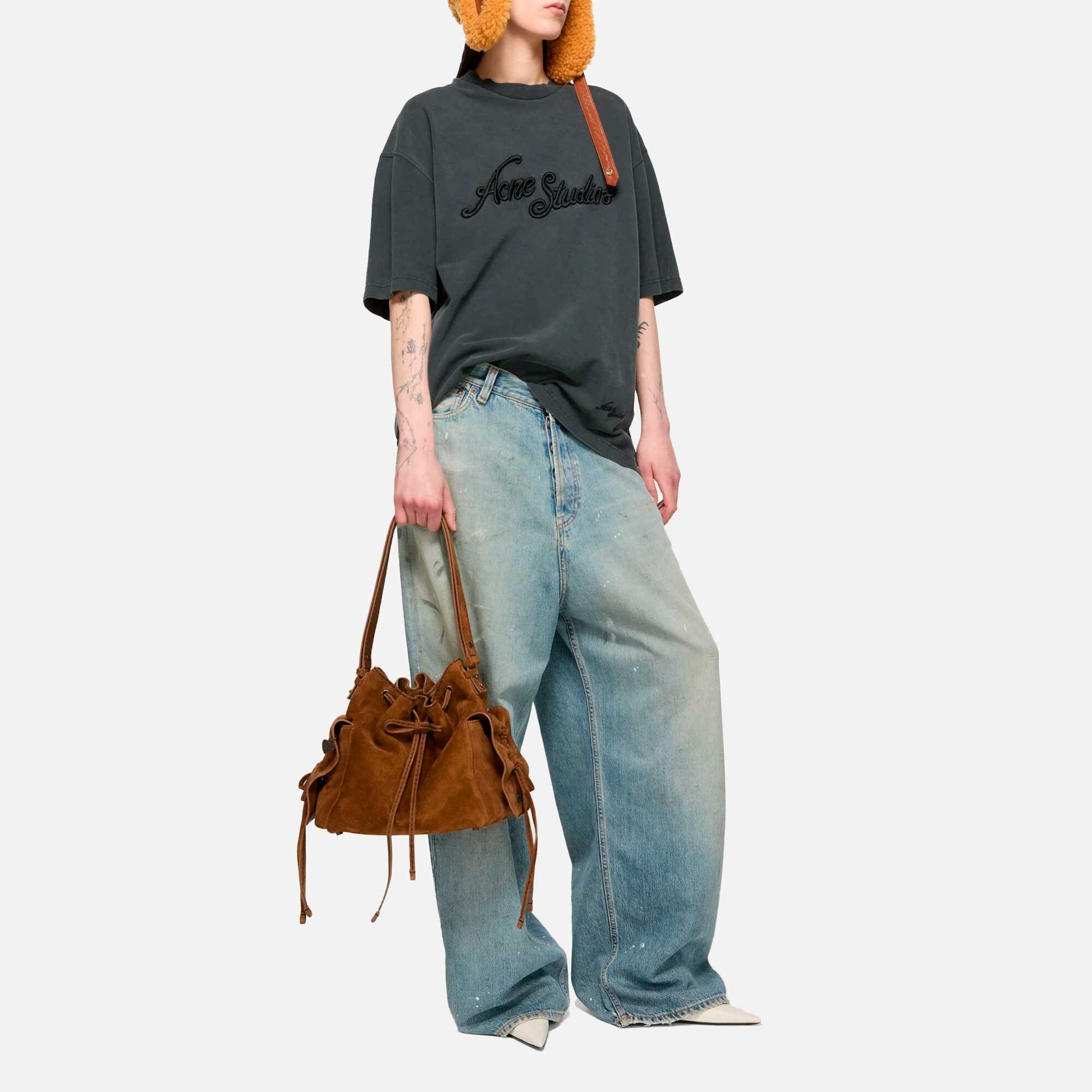 Multipocket Bucket Bag Suede Cognac Brown