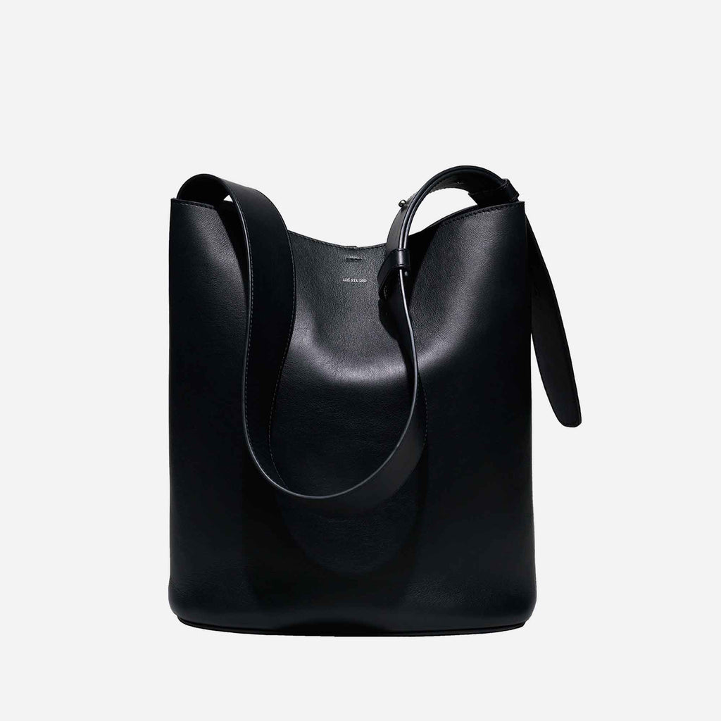 The Norma Tote Solid Black