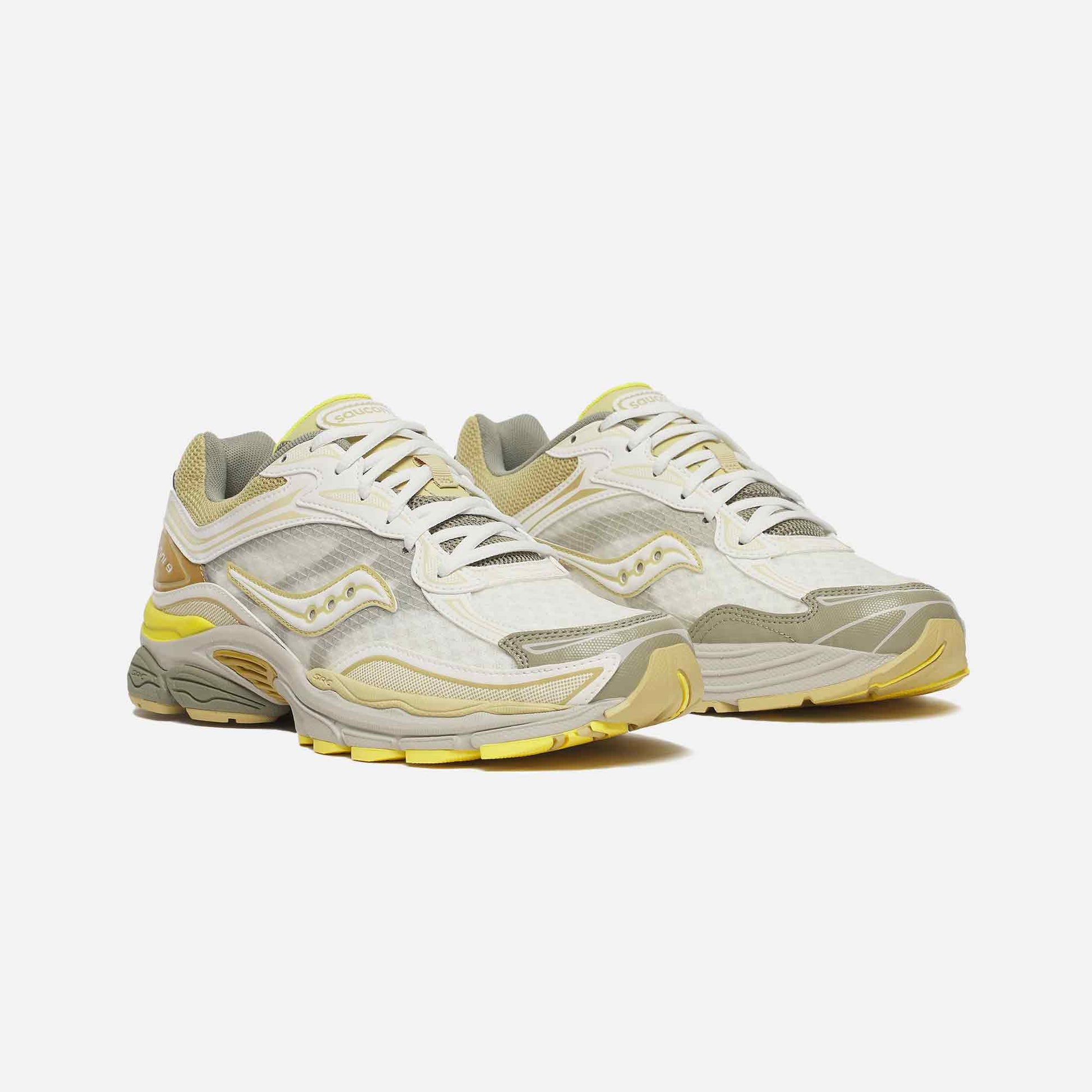 Progrid Omni 9 Sneakers Ivory/Moss