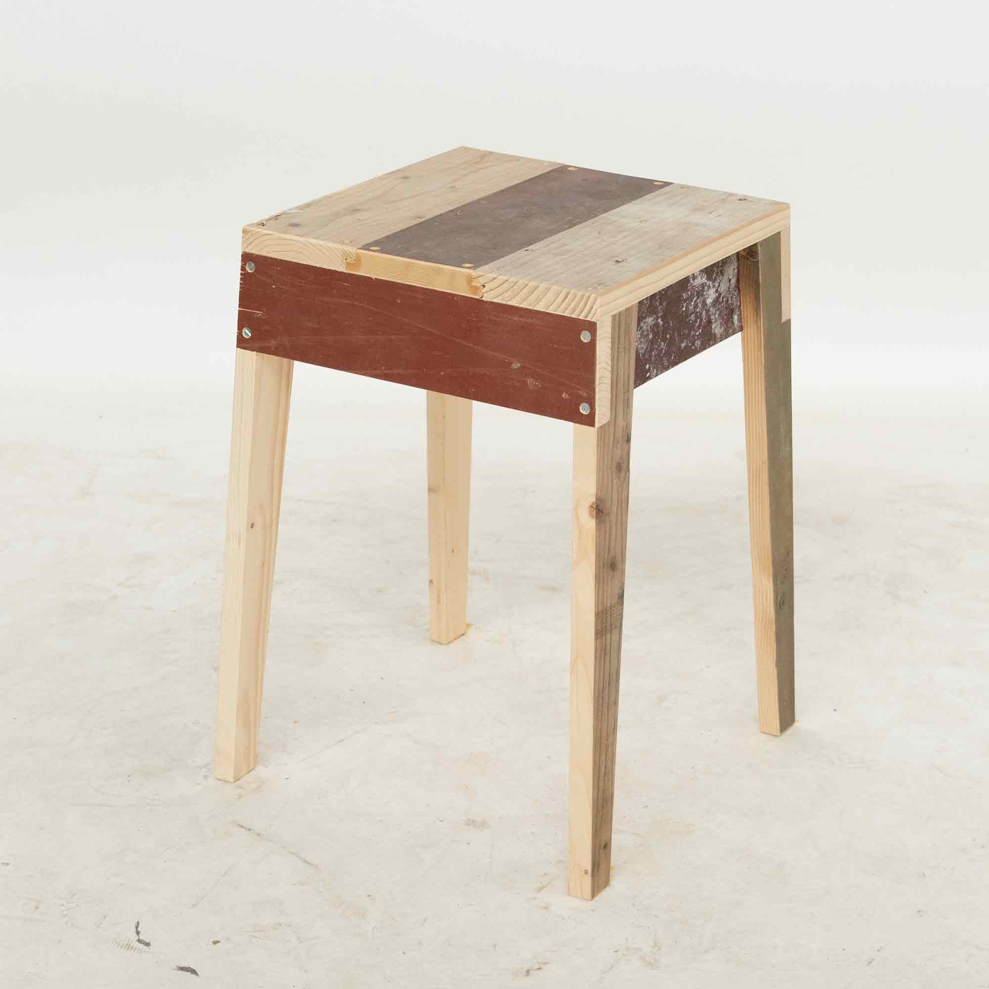 Scrapwood-Stool-High-Gloss---