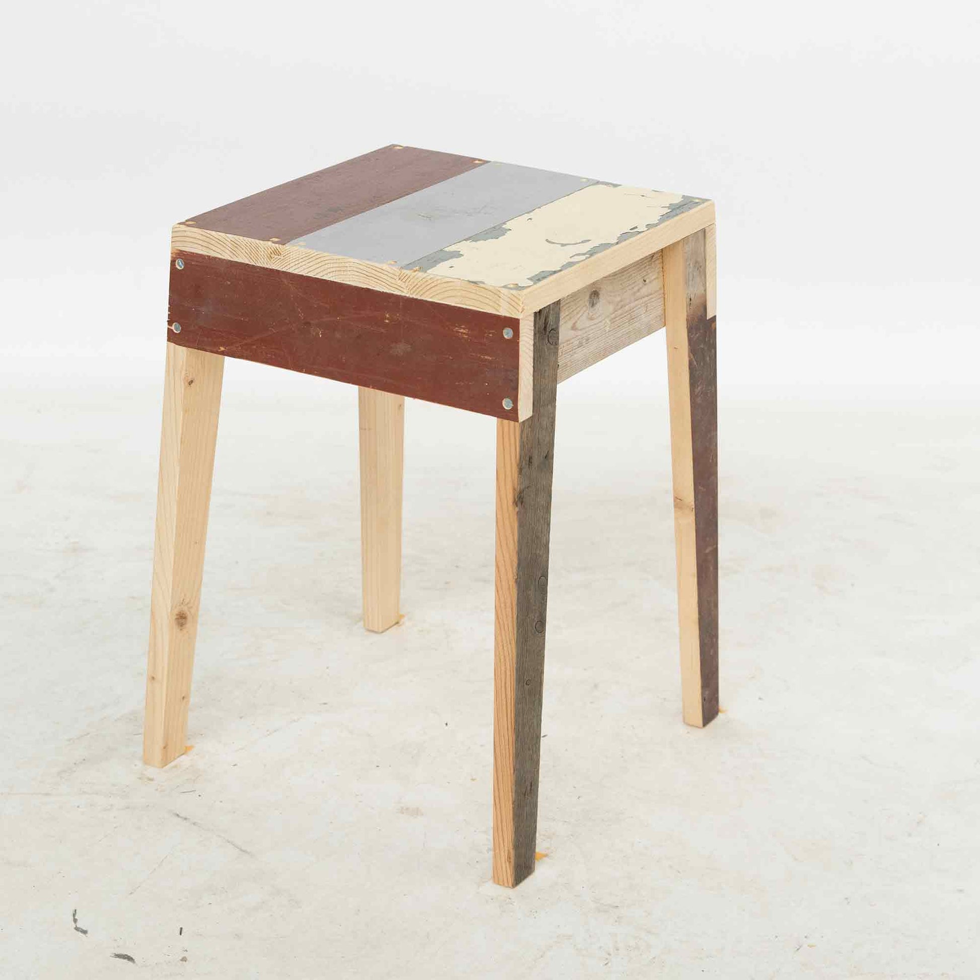 Scrapwood Stool High Gloss - 92