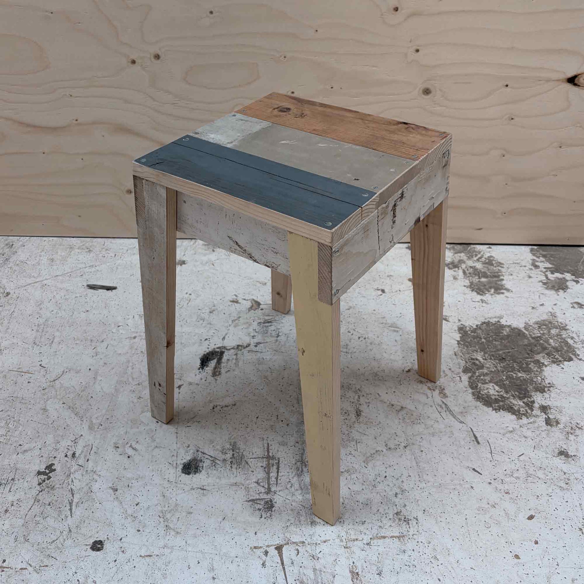 Scrapwood Stool High Gloss SK06 - 20