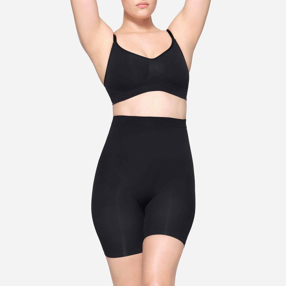 Seamless Sculpt Mid Thigh Short Onyx