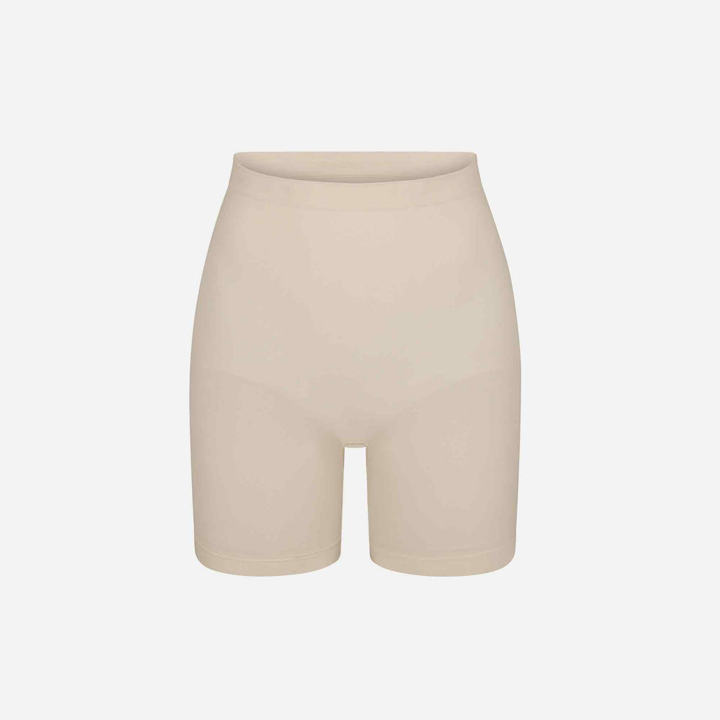 Seamless Sculpt Mid Thigh Short Sand