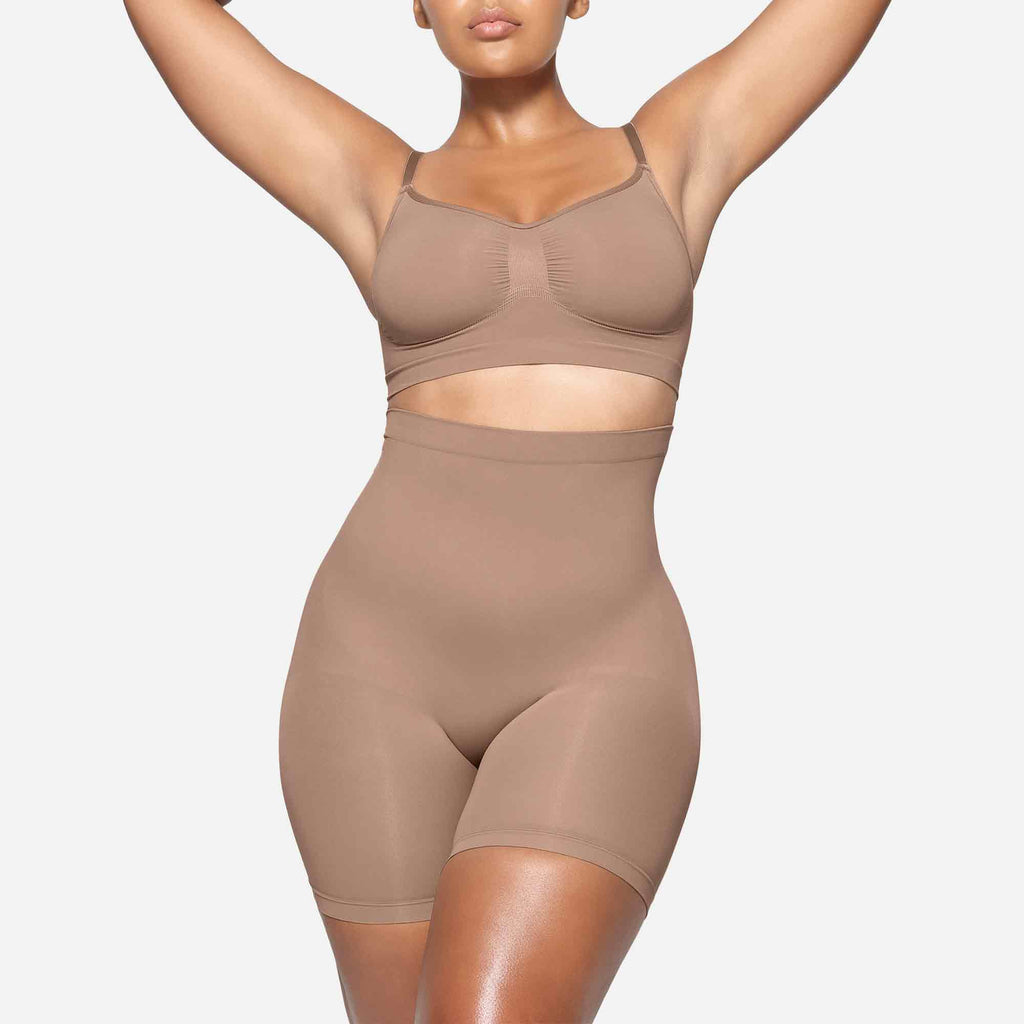 Seamless Sculpt Mid Thigh Short Sienna