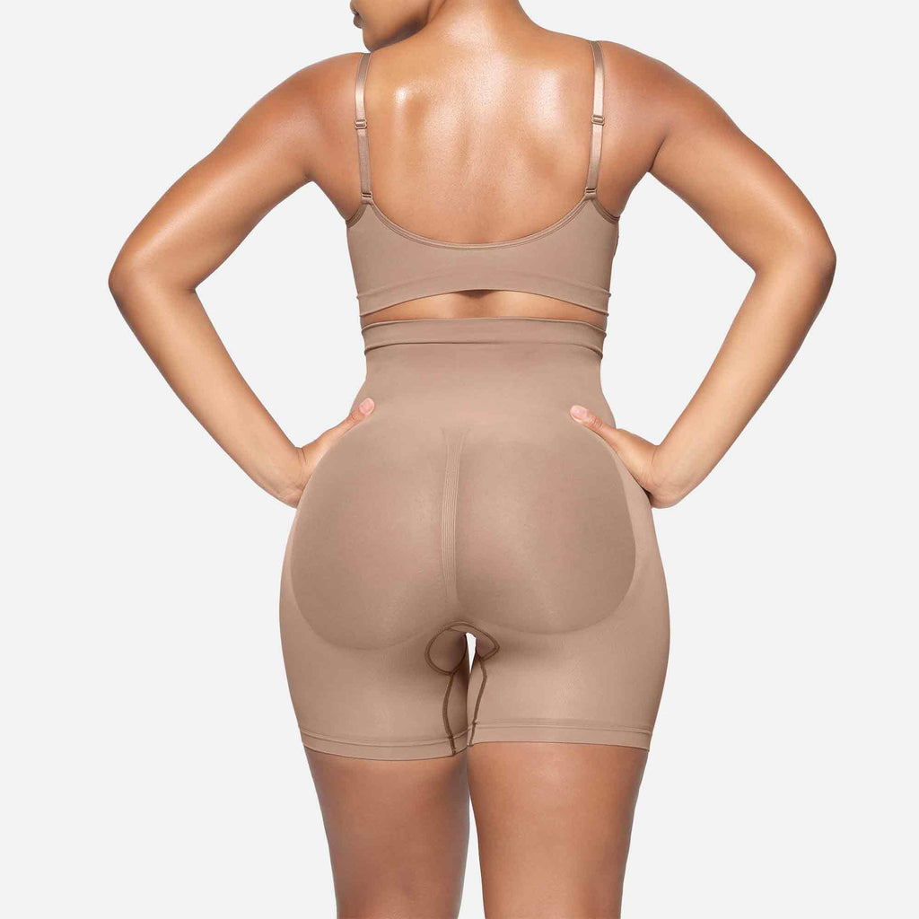 Seamless Sculpt Mid Thigh Short Sienna