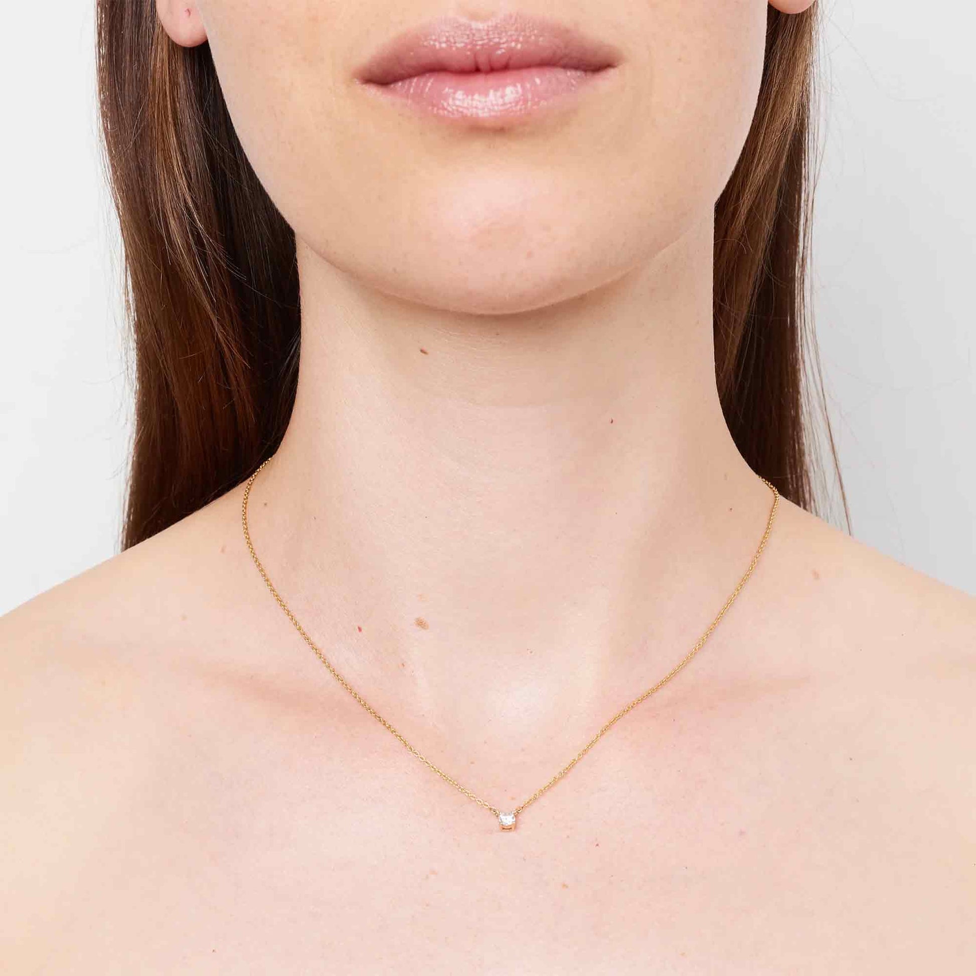Solitaire Necklace 0.20 ct.