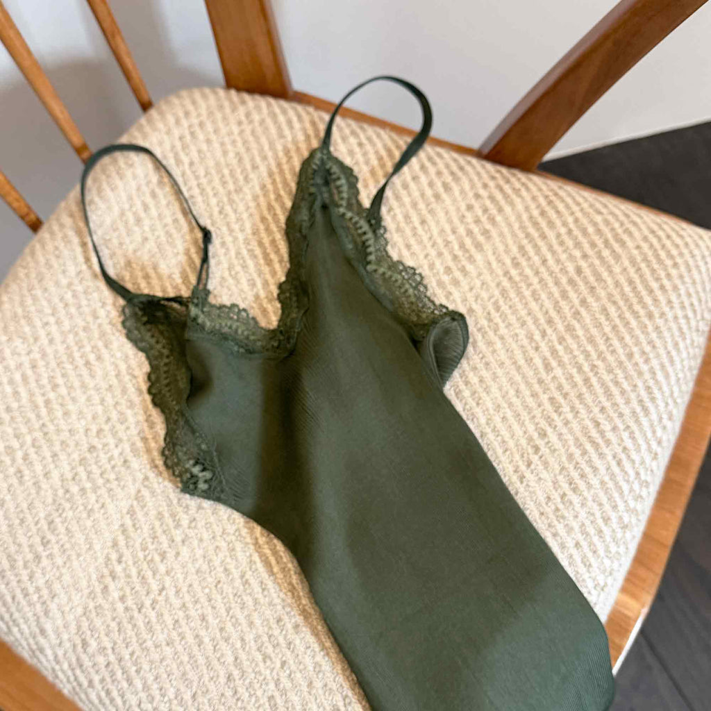 Spaghetti Top V-Neck Silk Green