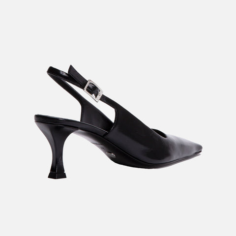 Trap Slingback Pumps Black